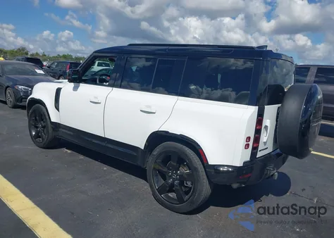 2024 Land Rover Defender 110 P400 X-Dynamic Se z USA, uszkodzony, nr VIN SALE27EU1R2343155